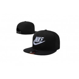 Nike Black Snapback Hat GF 0613 Snapback