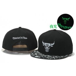 Chicago Bulls Black Snapback Noctilucence Hat GS 0620 Snapback